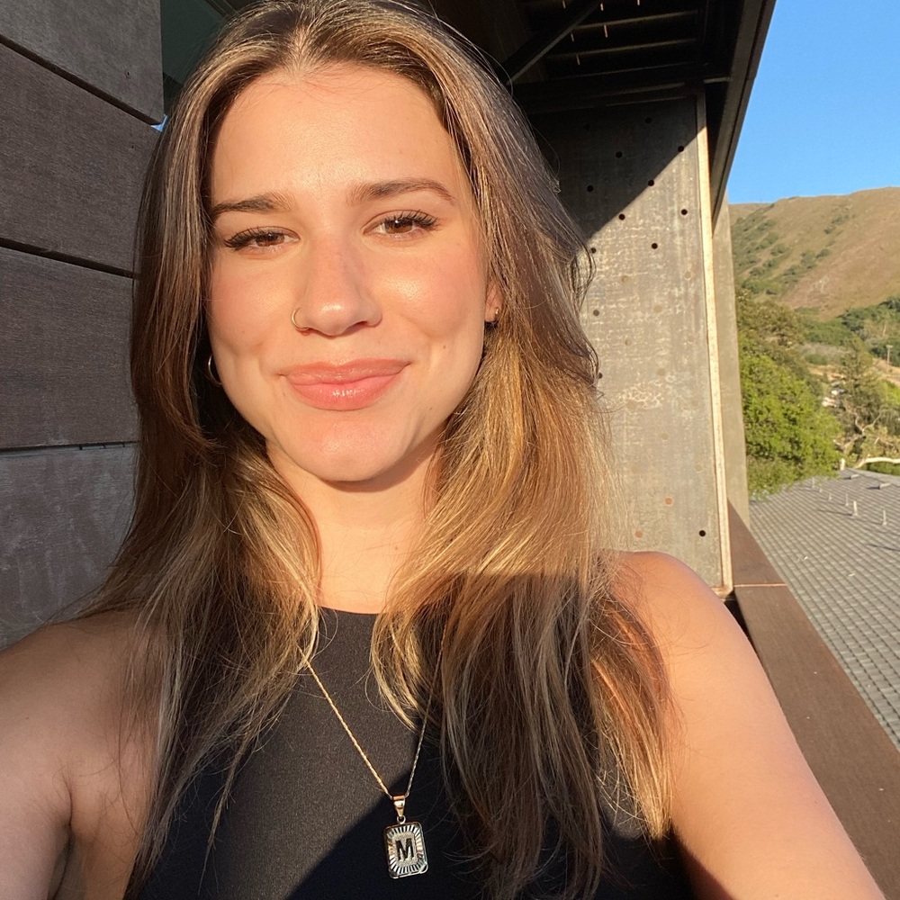 Meet your Posher, Madeline